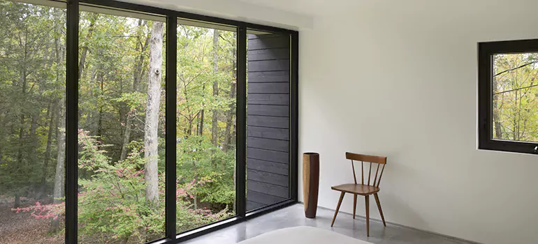 Bulletproof Window Protection Services in East Lake, FL